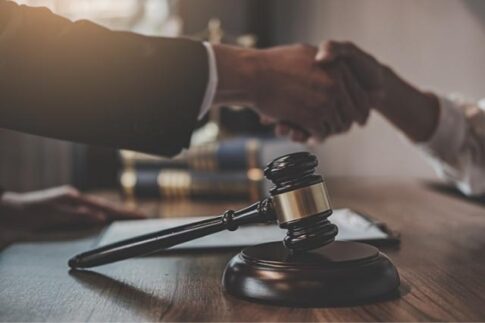 探偵と弁護士の違いは？非弁行為などについて解説！